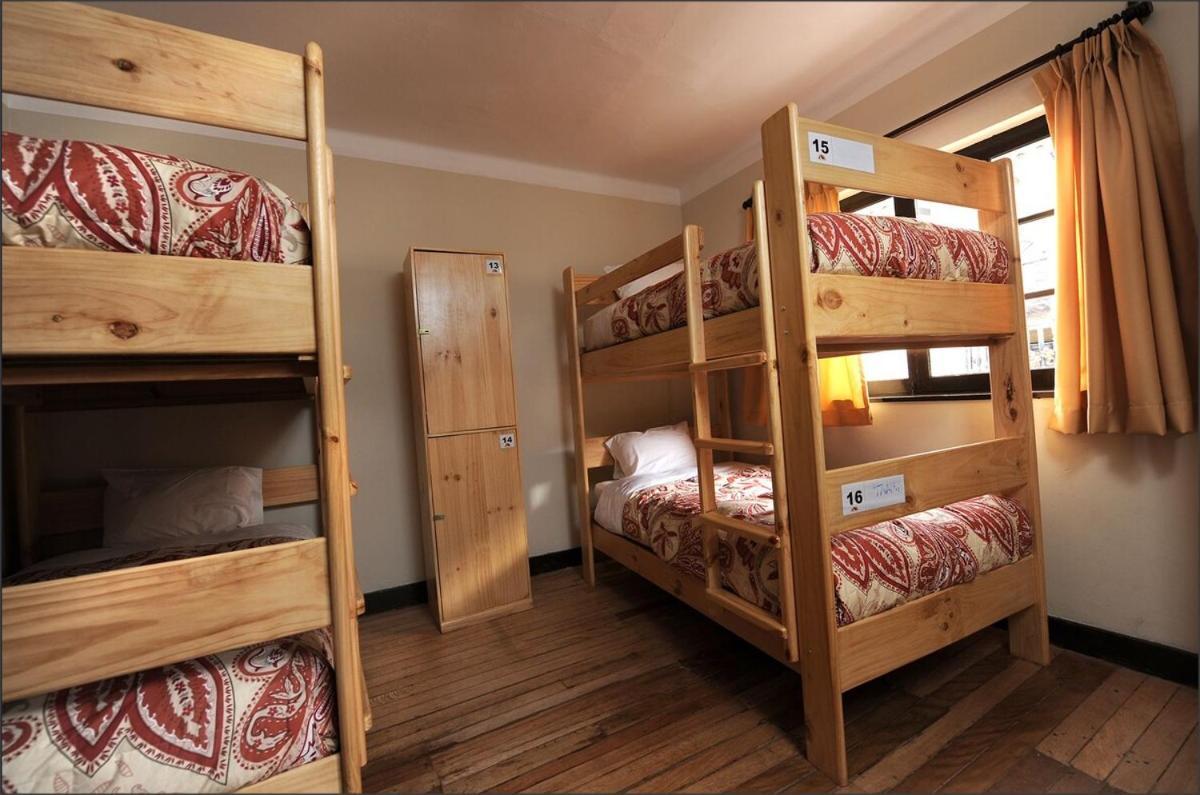 Bear Packer Hostel Куско Экстерьер фото